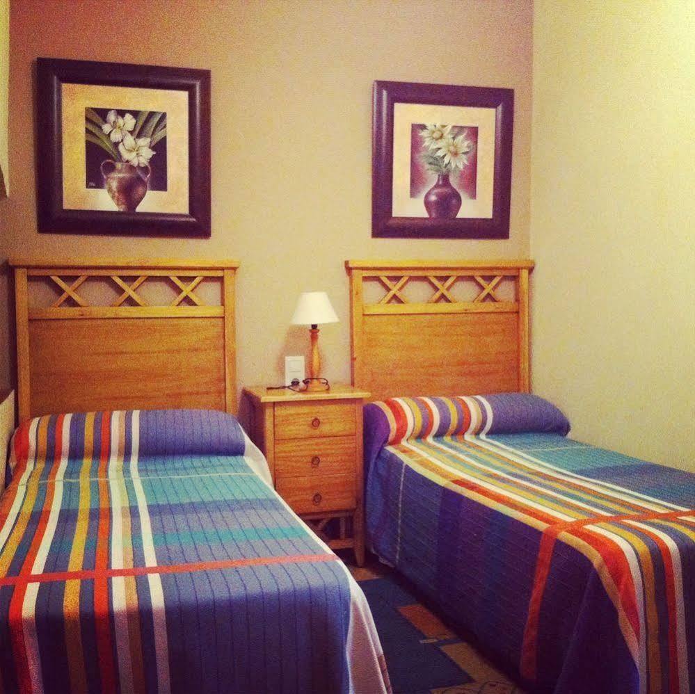 Hostal La Calzada Tarifa Dış mekan fotoğraf